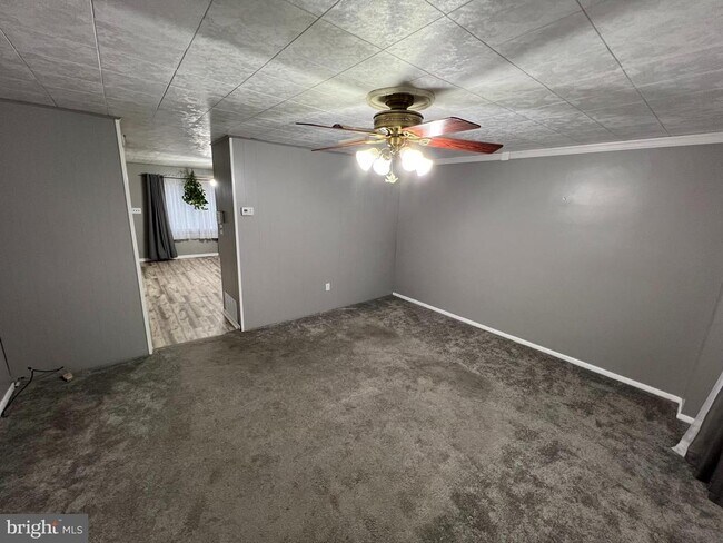 Building Photo - 8104 Mid Haven Rd
