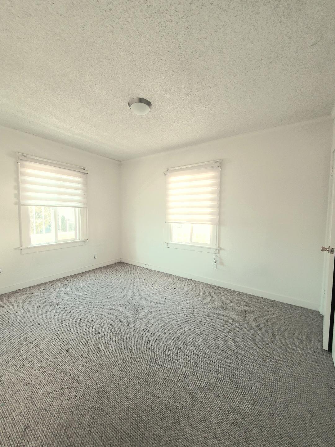 Bedroom 3 - 960 S Kingsley Dr