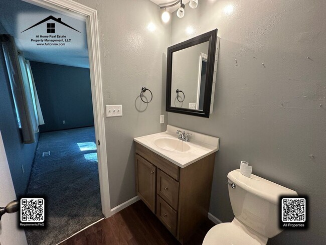 Building Photo - 402 Douglas Blvd