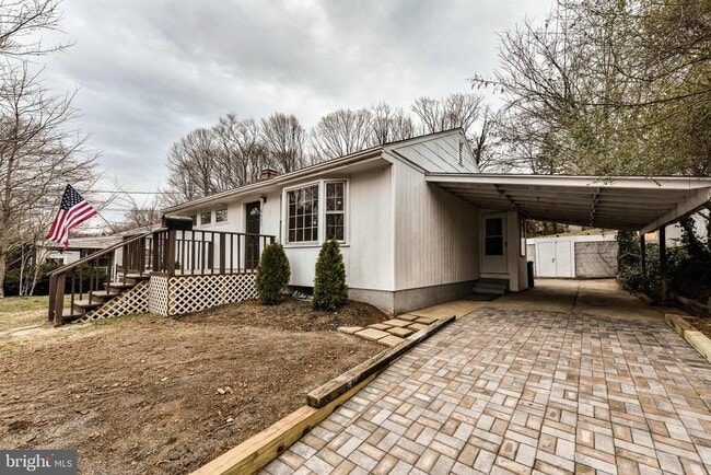 Building Photo - 6607 Berkshire Dr