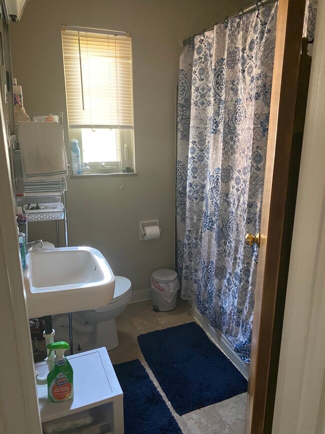 Bathroom - 1083 Sells Ave