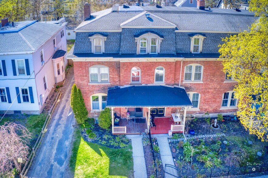 Building Photo - 52 Pomeroy Ave