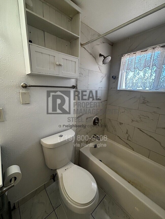 Building Photo - 1612 Jerry Murphy Rd