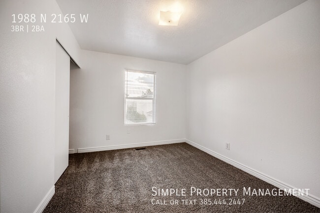 Building Photo - 1988 N 2165 W