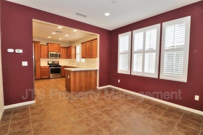 Building Photo - 217 Barnhill Dr