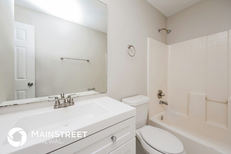 Building Photo - 4355 Pembridge Ave