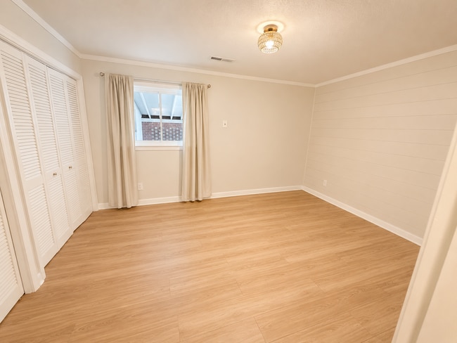 Building Photo - 1004 Blanton Pl