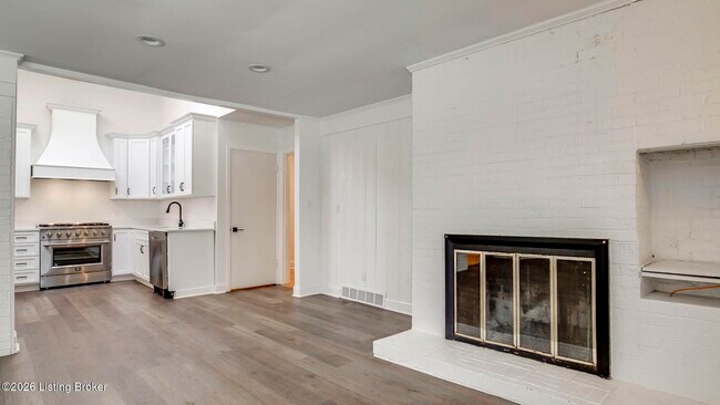 Building Photo - 2706 Lime Kiln Ln
