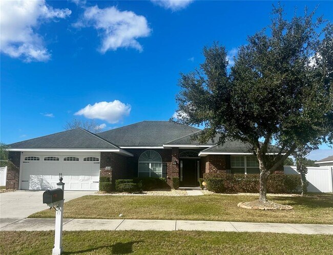 Building Photo - 6248 SW 48th Ave