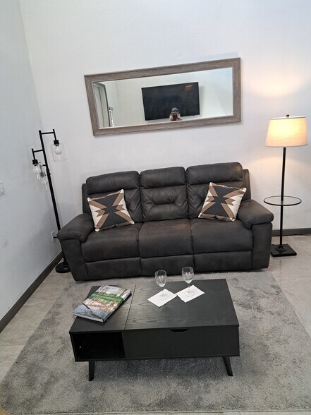 Building Photo - 16825 89th Pl N