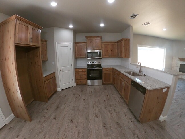 Building Photo - 2713 138th St