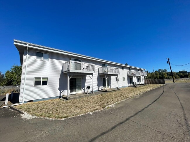 Building Photo - Fairway Apartments