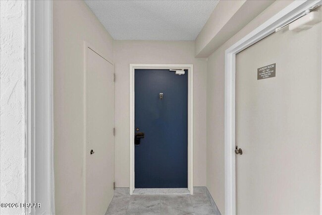 Building Photo - 2947 S Atlantic Ave