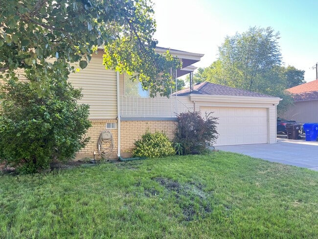 Building Photo - 7349 S 145 E