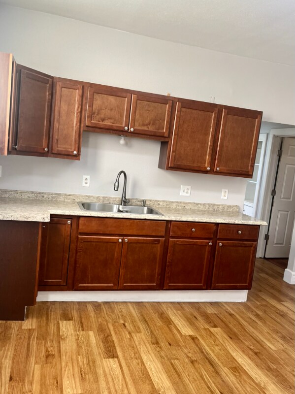 Building Photo - 2182 S Muskego Ave