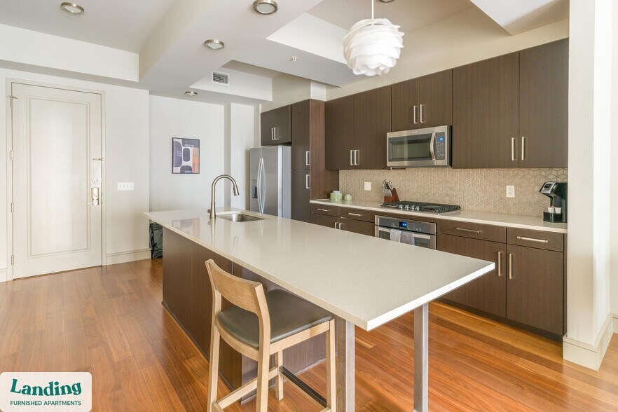 Building Photo - 1414 Wood Hollow Dr