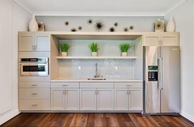 Building Photo - 5085 Armina Pl