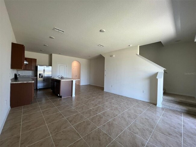 Building Photo - 1065 Blue Jay Dr