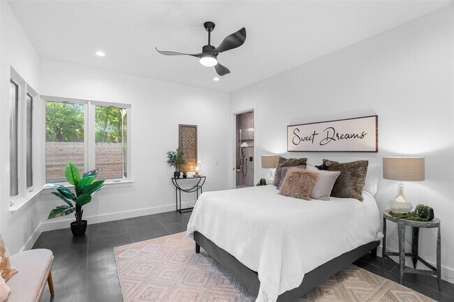 Building Photo - 6304 Middleham Pl