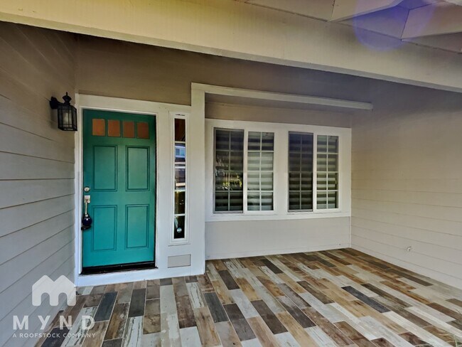 Building Photo - 990 Tera Ct