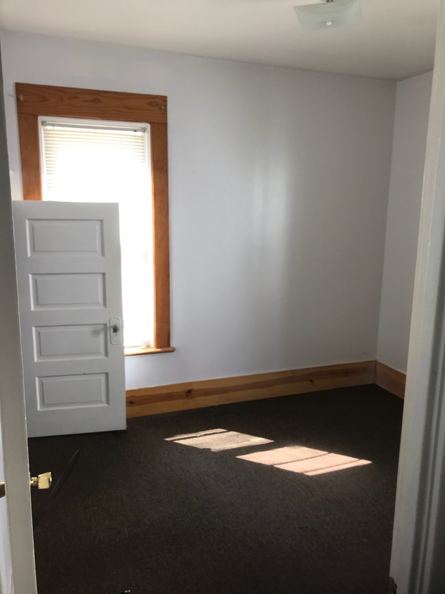 Rear Bedroom with 2 closets - 435 E 27th St