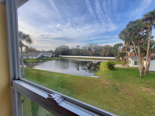 Building Photo - 1104 Plover Pl