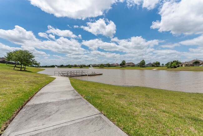 Building Photo - 4802 Gingerwood Trace Ln