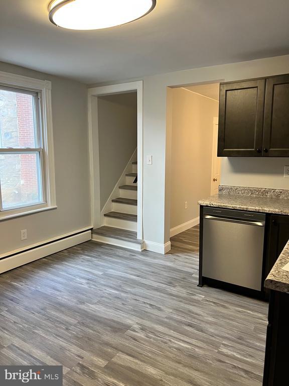 Building Photo - 170 W Penn Ave