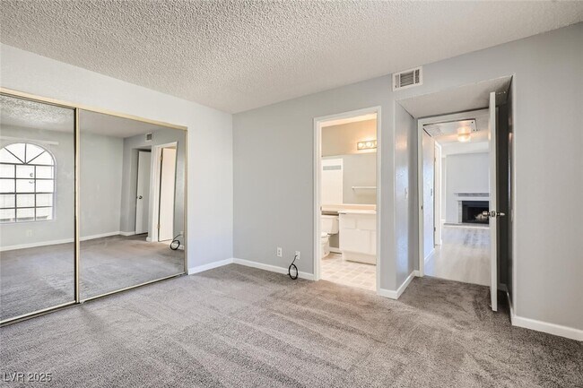 Building Photo - 2977 Juniper Hills Blvd