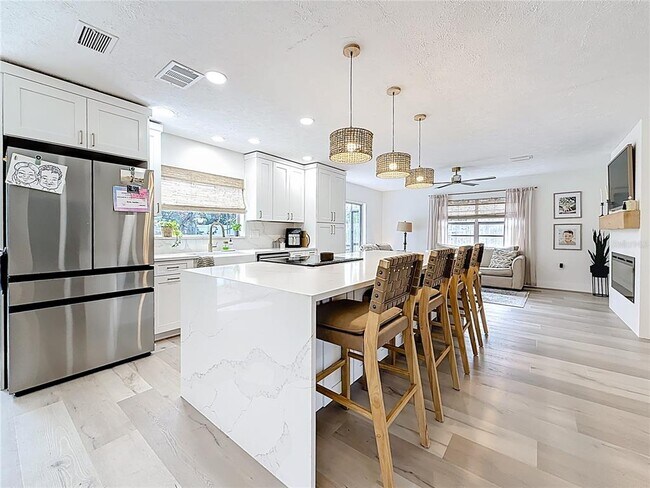 Building Photo - 2959 Laurel Ct