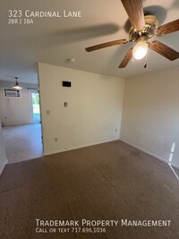 Building Photo - Nice 2 Bedroom Town Home