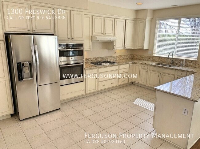 Building Photo - Beautiful Folsom Home on Empire Ranch Golf...