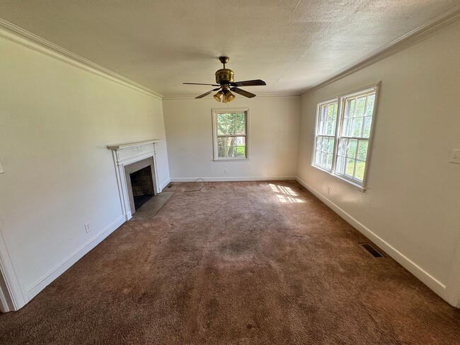 Building Photo - 2/1 House in Shelby, NC