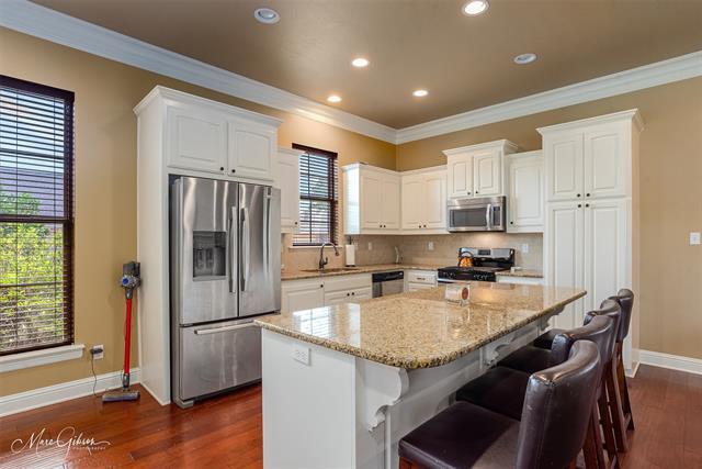 Building Photo - 297 Evangeline Creek Dr