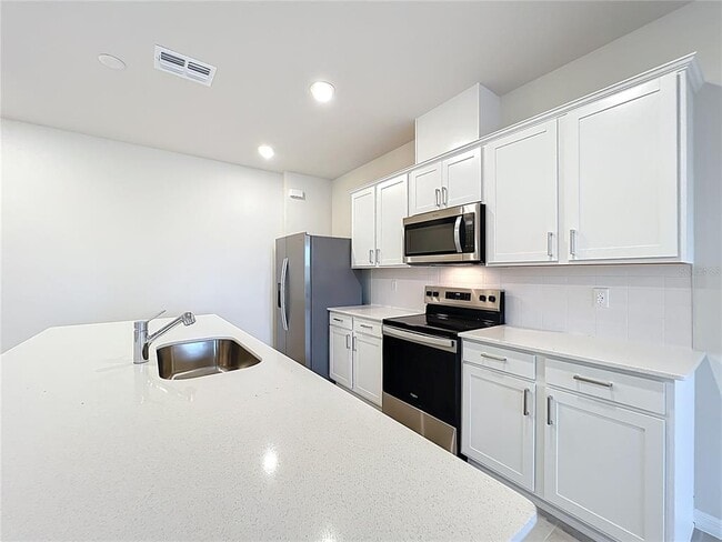Building Photo - 6322 Tabebuia Pkwy