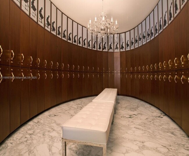 Building Photo - 485 Brickell Ave