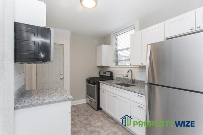 Building Photo - 1814 E 30th St