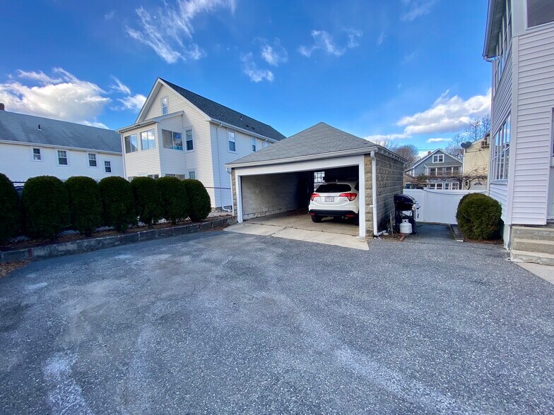 Building Photo - 9 Jonathan St