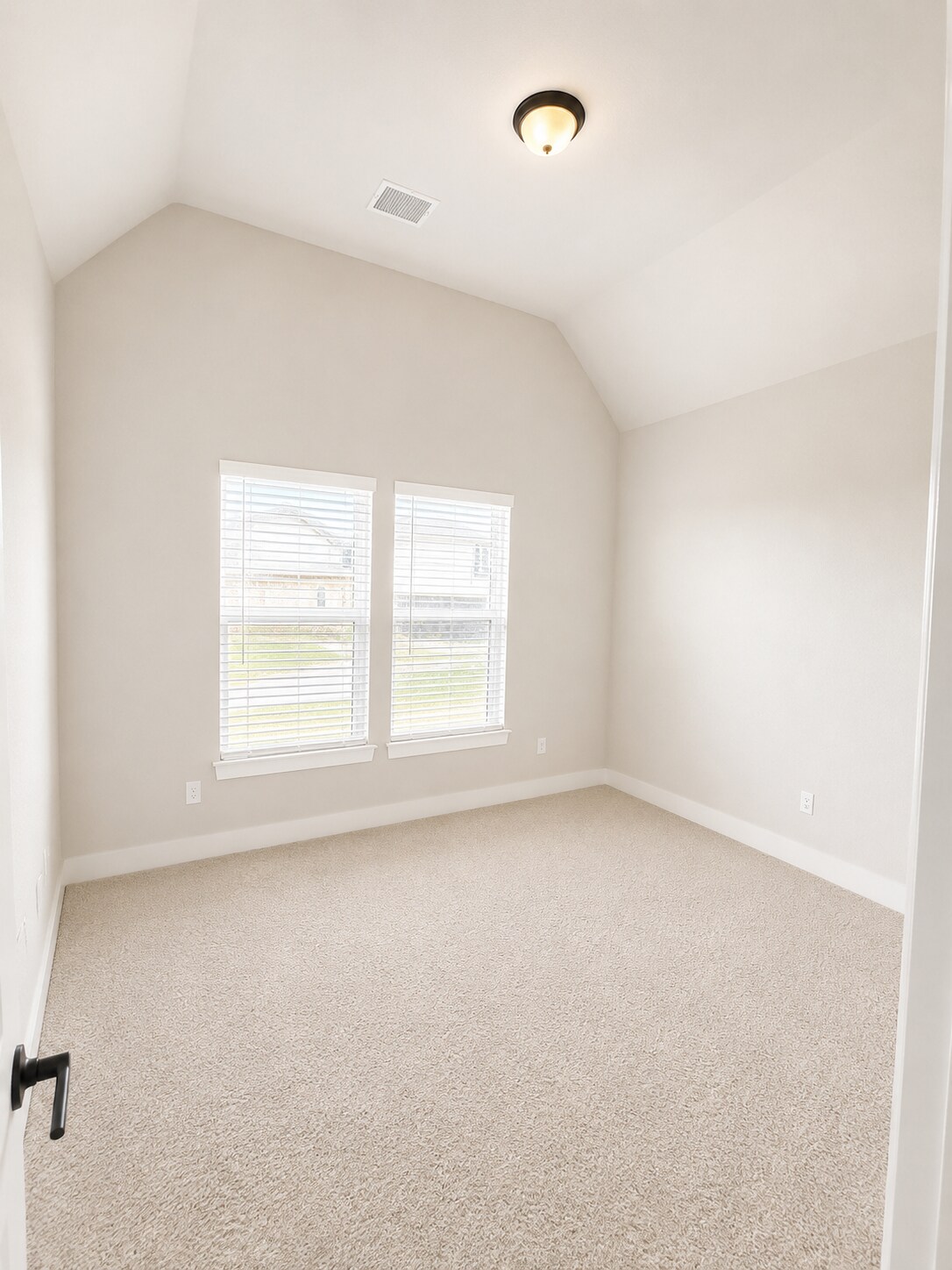 Building Photo - 5936 Mustang Creek Ln
