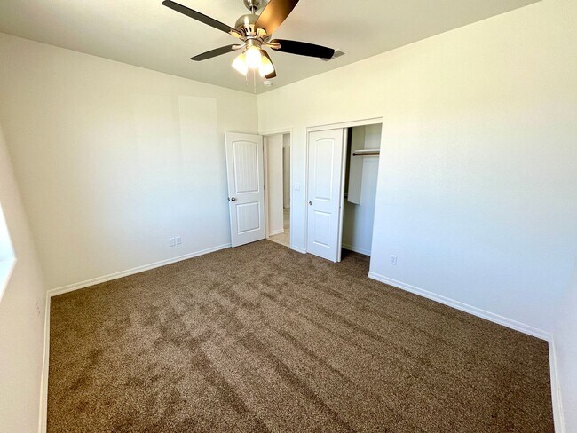Building Photo - New 2024 Built 3 Bedroom Home with Beautif...