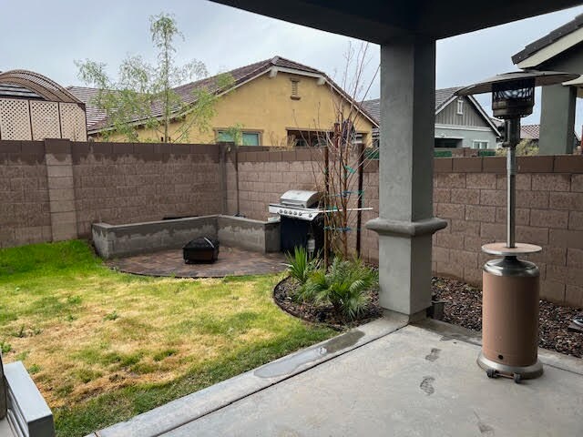 Building Photo - 23061 E Mayberry Rd