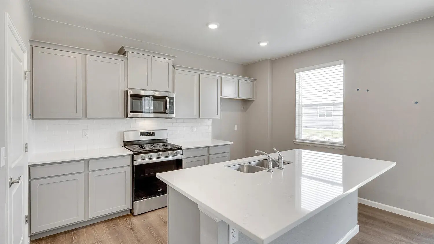 Kitchen - 14611 Beebalm Ave
