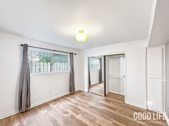 Building Photo - Charming 1 Bed / 1 Bath Condo in the Heart of University Heights