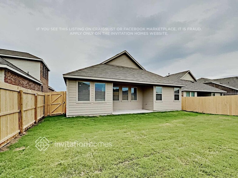 Building Photo - 14833 Grey Feather Trail