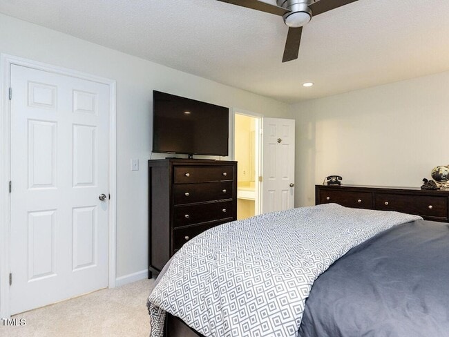Building Photo - 4646 Fawnbrook Cir