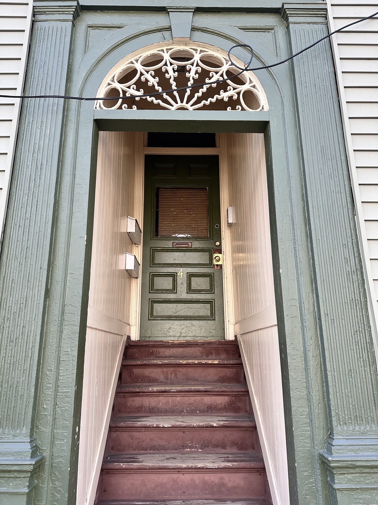 Building Photo - 4 Montcalm Ave