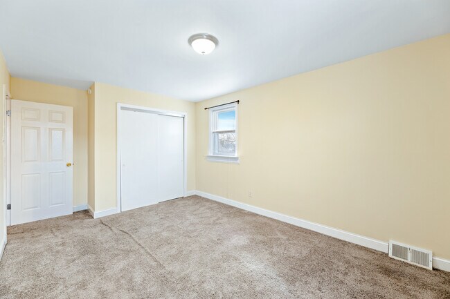 Building Photo - 12450 Knights Rd