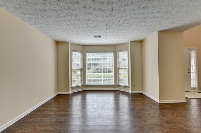 Building Photo - 3380 McClure Woods Dr