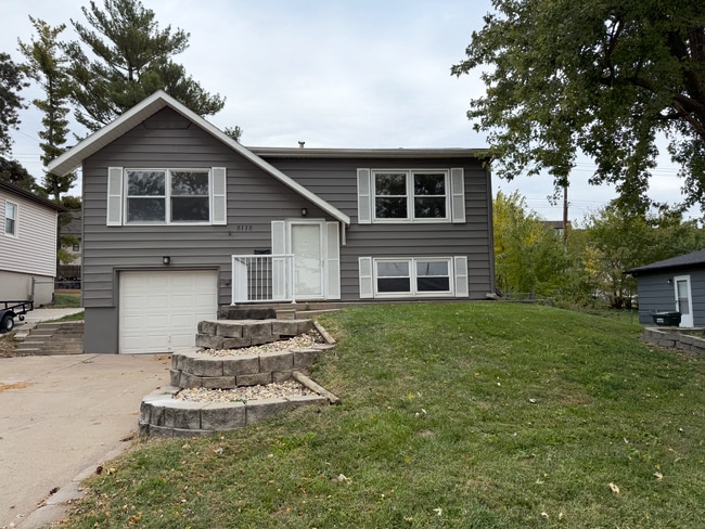 Primary Photo - Valley