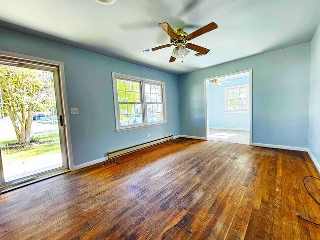 Building Photo - 308 Carey Ave